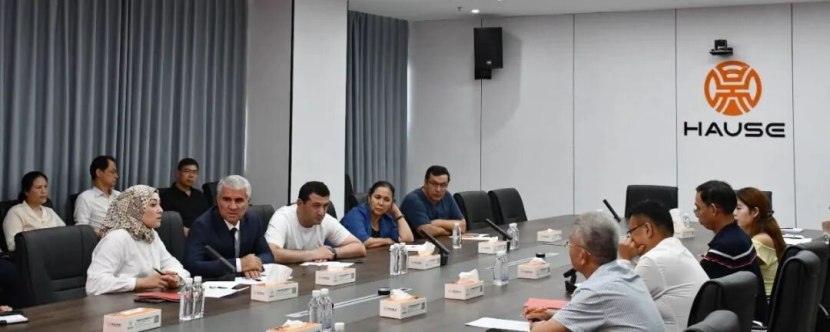 A delegation of government and business from Central Asian countries visited Hause